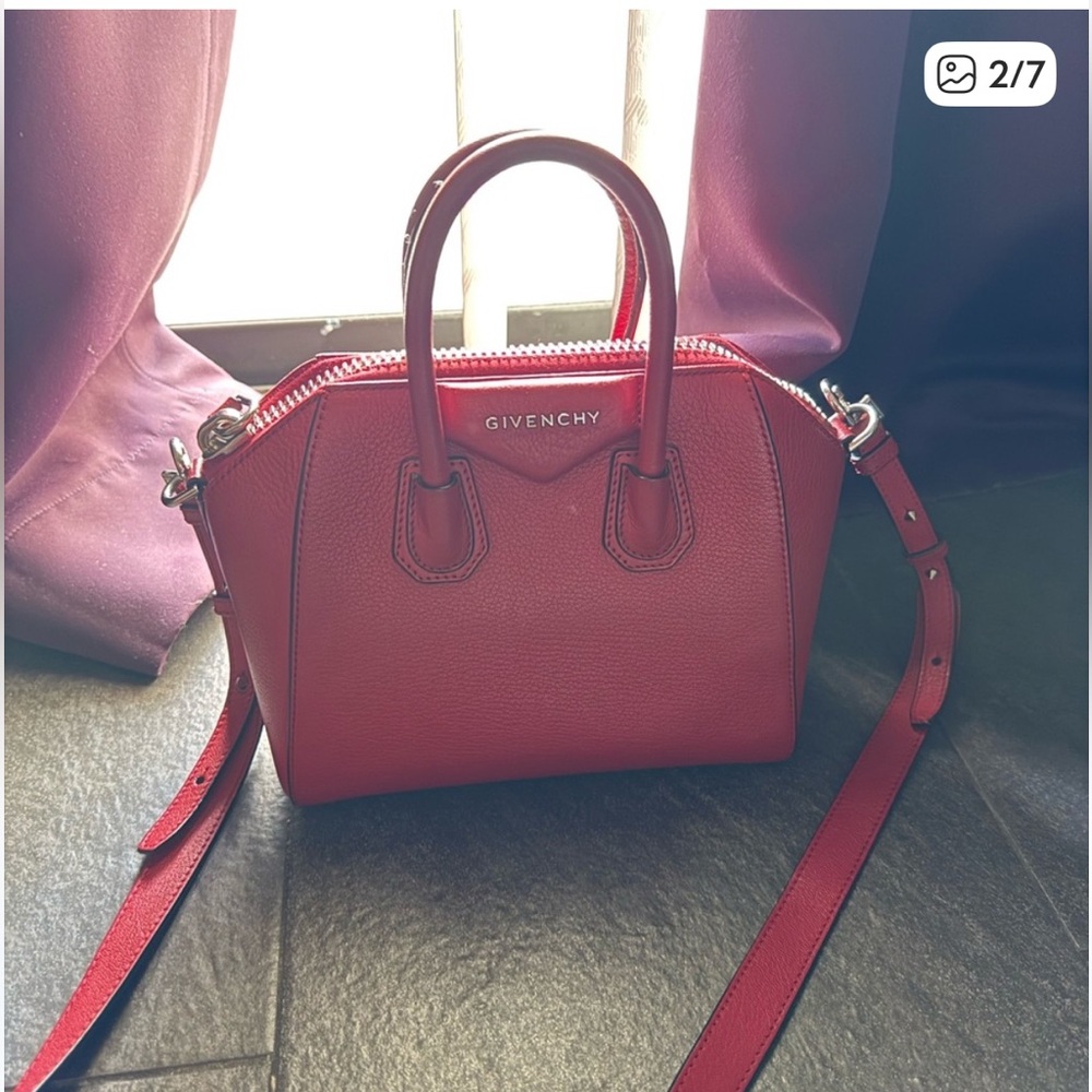 Givenchy Scarlet Leather Shoulder Bag